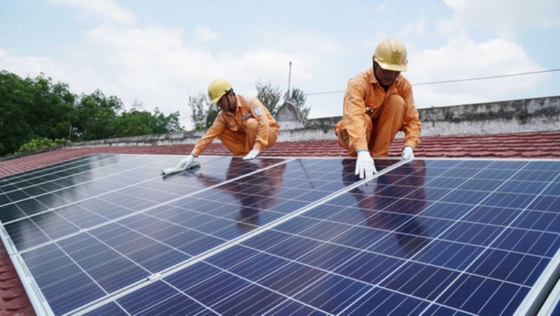 Hệ điện mặt trời 1KW cho hộ gia đình tại Quảng Nam