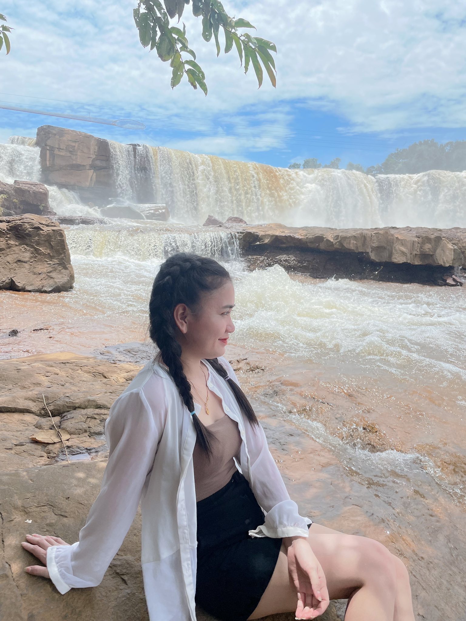 Cảnh đẹp xứ Lào và những cô gái Lào dễ thương